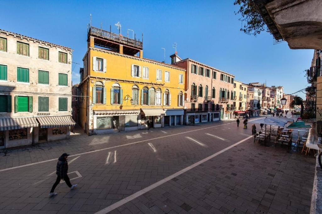 Appartamenti Superior In Via Garibaldi By Bricola Apartments Venedig Exterior foto