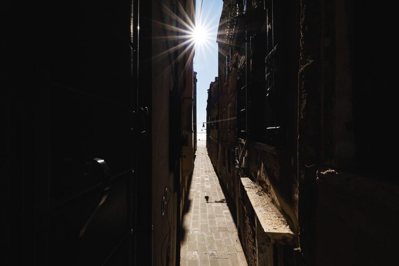 Appartamenti Superior In Via Garibaldi By Bricola Apartments Venedig Exterior foto